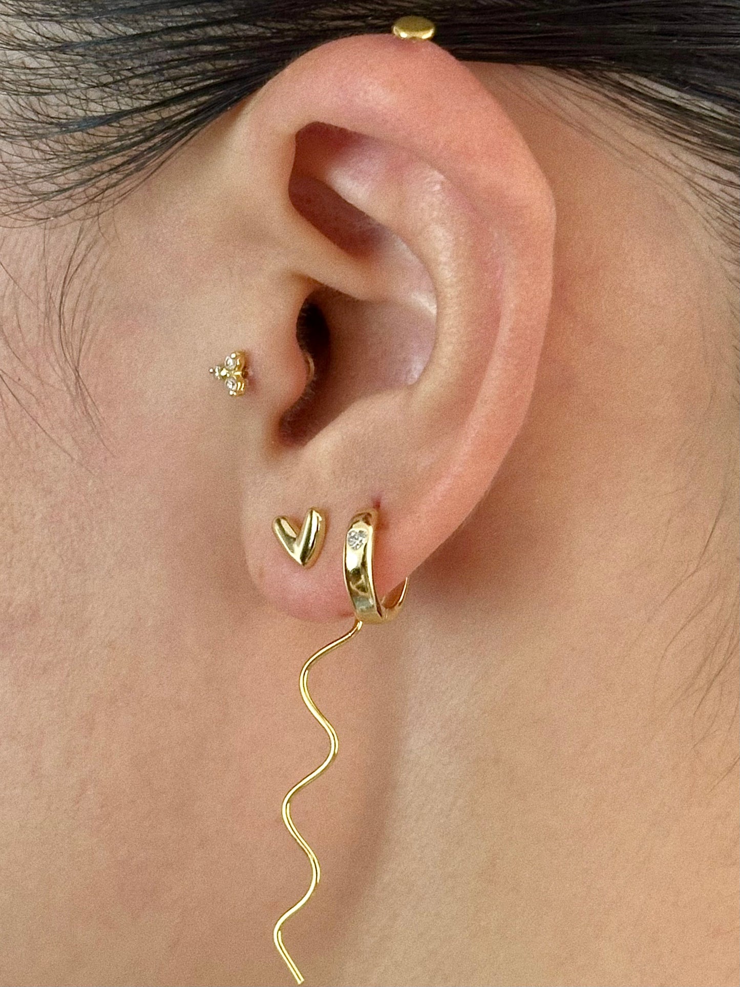 Gold-plated 925 sterling silver Bezel Heart Huggie Hoops