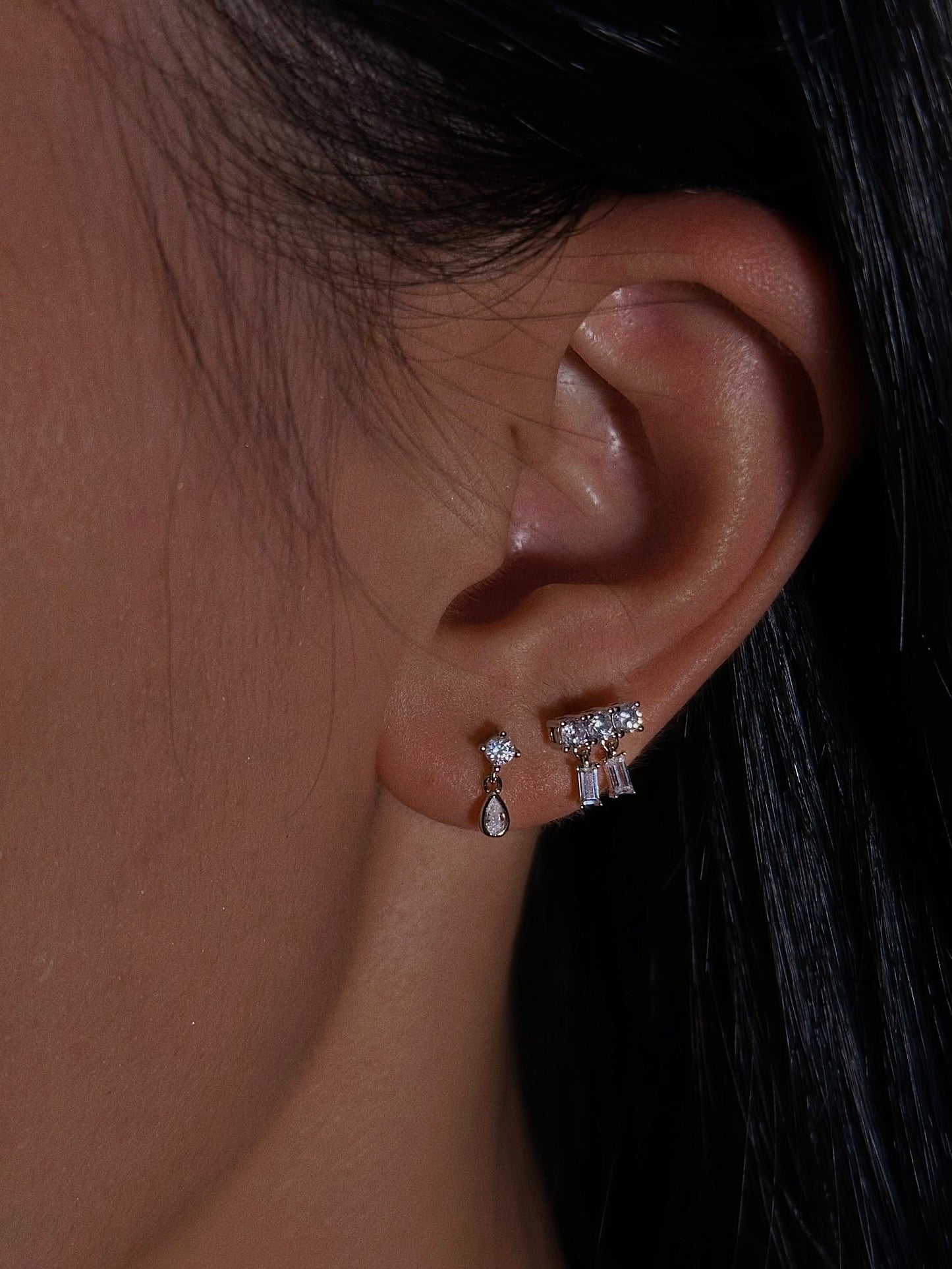 Gold-plated 925 sterling silver CZ Dangle Teardrop Flatback Earring