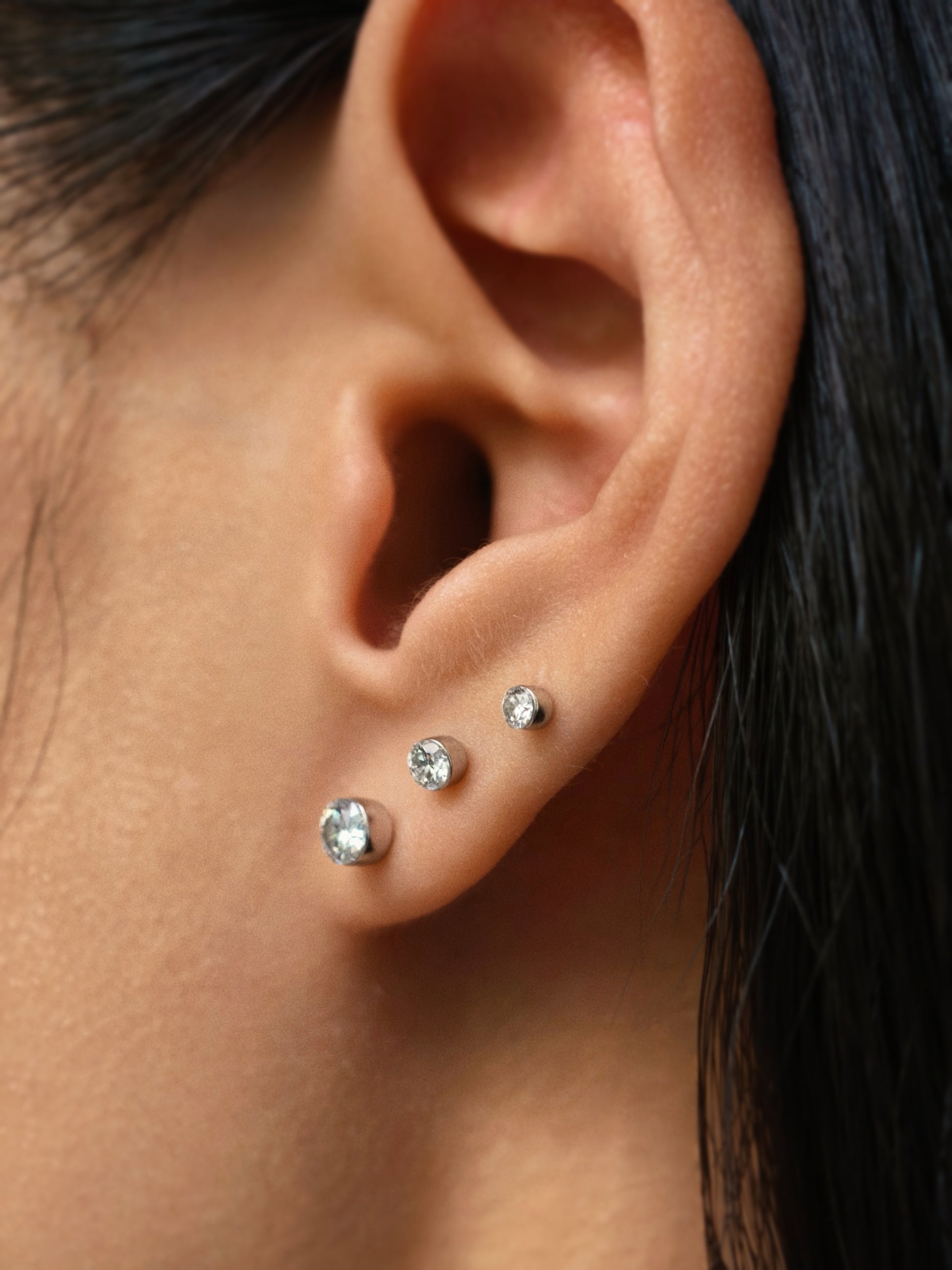 Gold-plated 925 sterling silver Floating Moissanite Flatback Earring