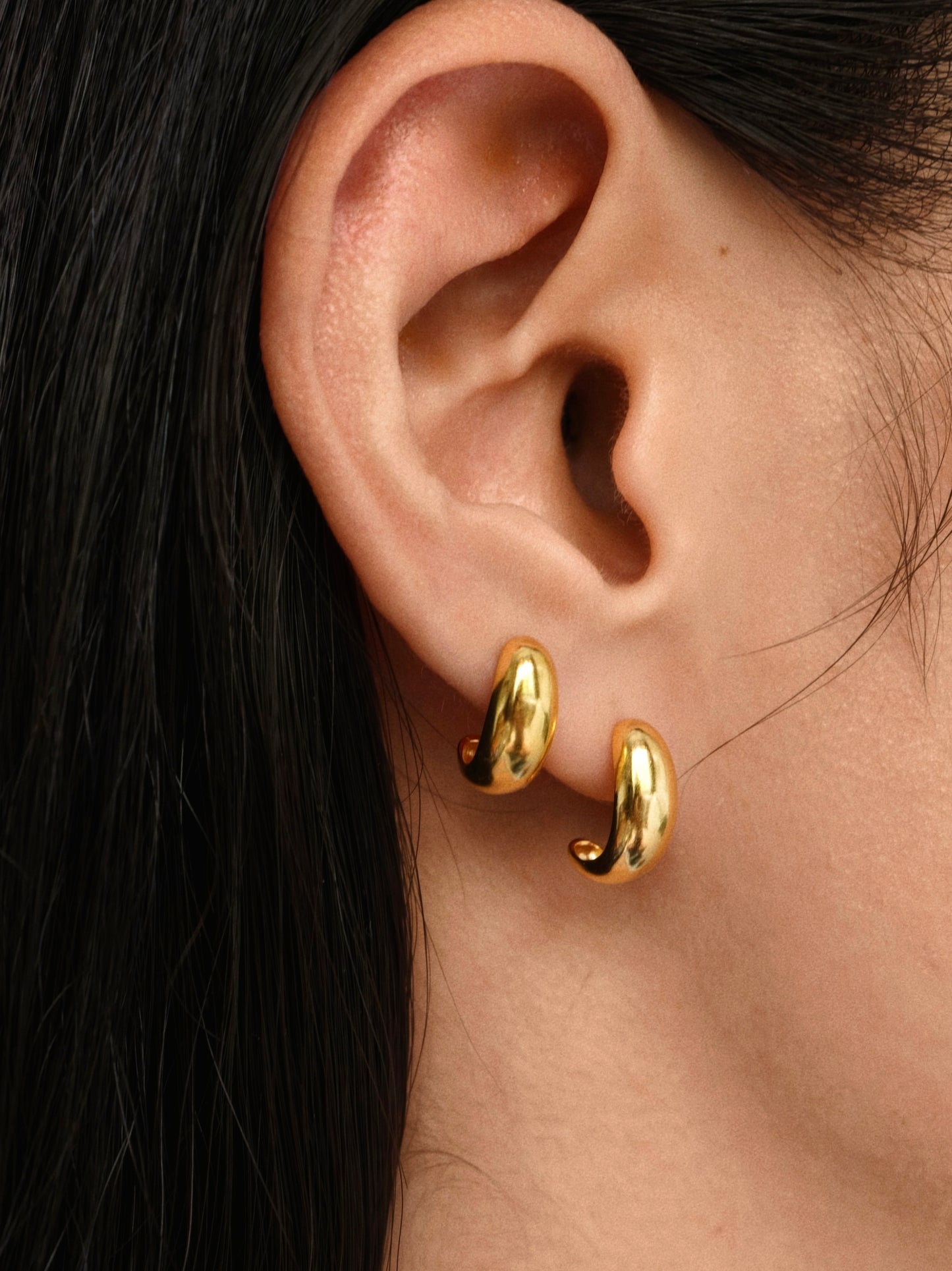 Gold-plated 925 sterling silver Dome Hoop Studs