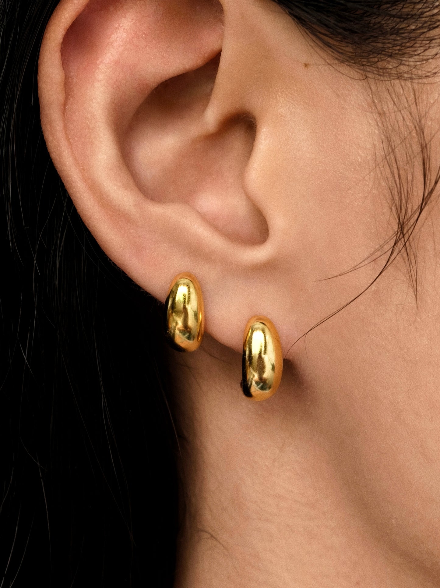 Gold-plated 925 sterling silver Dome Hoop Studs
