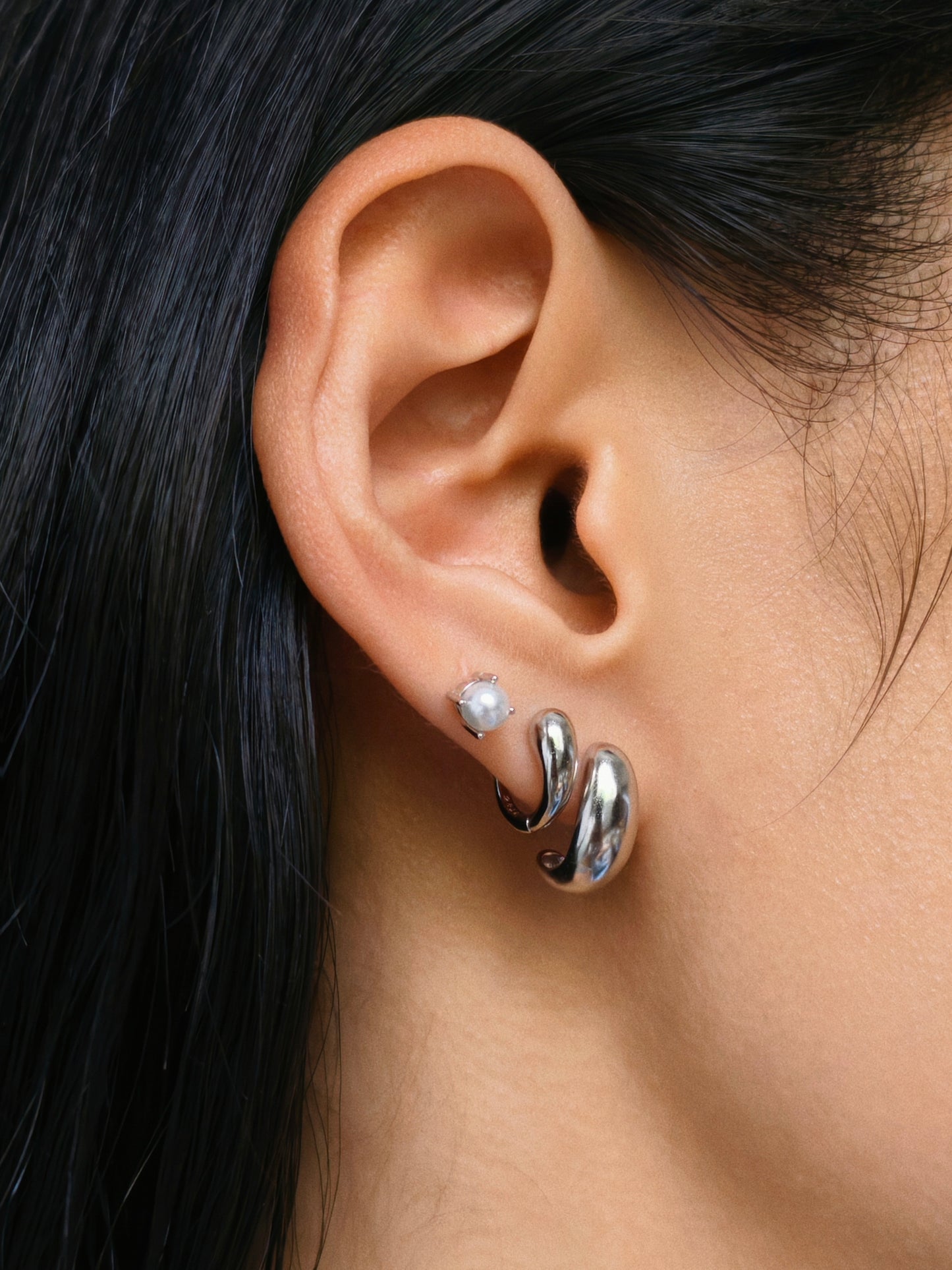 Gold-plated 925 sterling silver Flowing Huggie Hoop Earrings