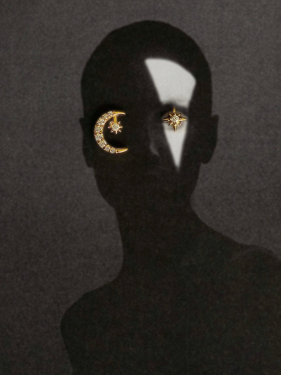 Gold-plated 925 sterling silver Star-Chaser Moon Flatback Earring