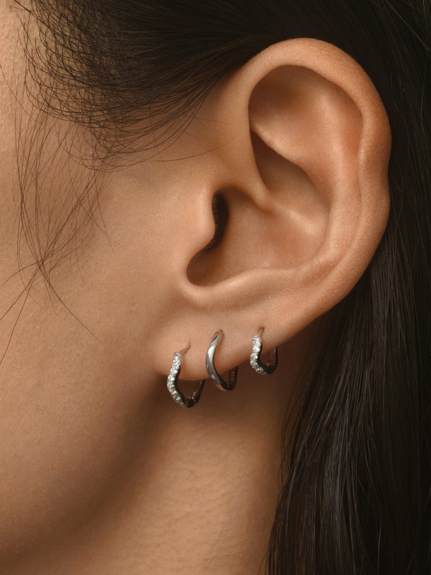Ripple Pavé Clicker Hoops
