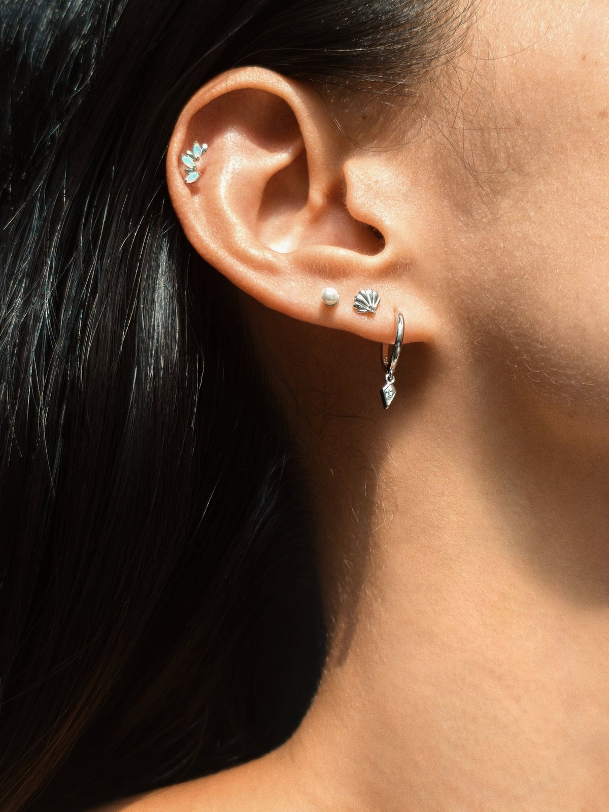 Gold-plated 925 sterling silver Opal Laurel Flatback Earring