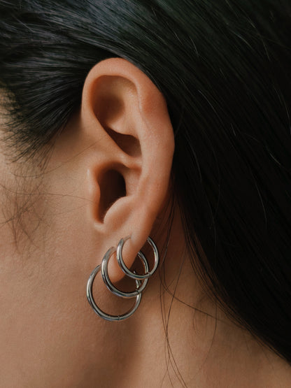 Gold-plated 925 sterling silver Sleek Seamless Hoop Earrings – 8 Sizes