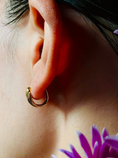 Gold-plated 925 sterling silver Crescent Fan Hoop Earrings