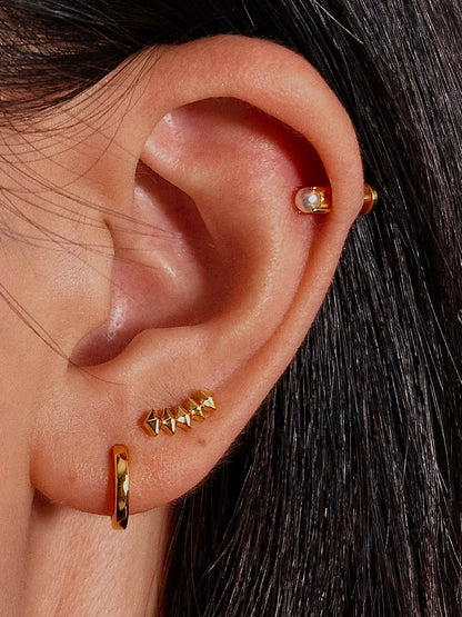 Pearl Flatback Earring