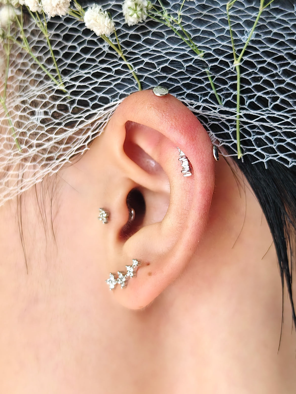 Floral Curve Flatback Earring