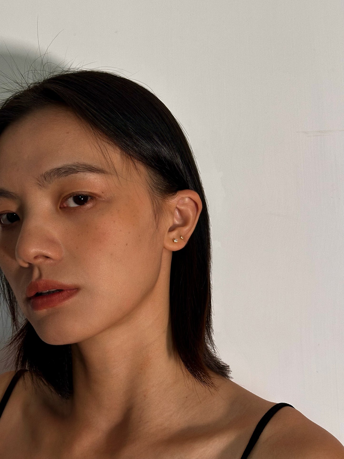 Six-Prong Zirconia Flatback Earring