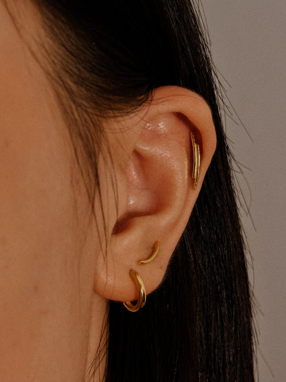 Crescent Duo Bar Flatback Earring