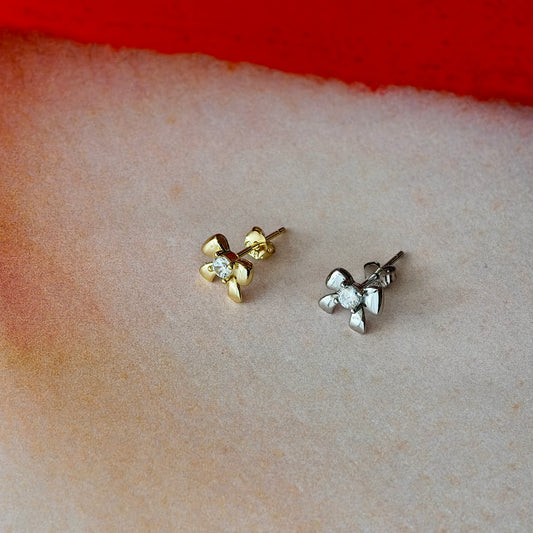 Gold-plated 925 sterling silver Timeless CZ Bow Stud Earrings Gold