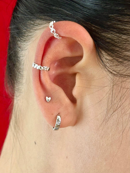 Gold-plated 925 sterling silver Heartline Ear Cuff