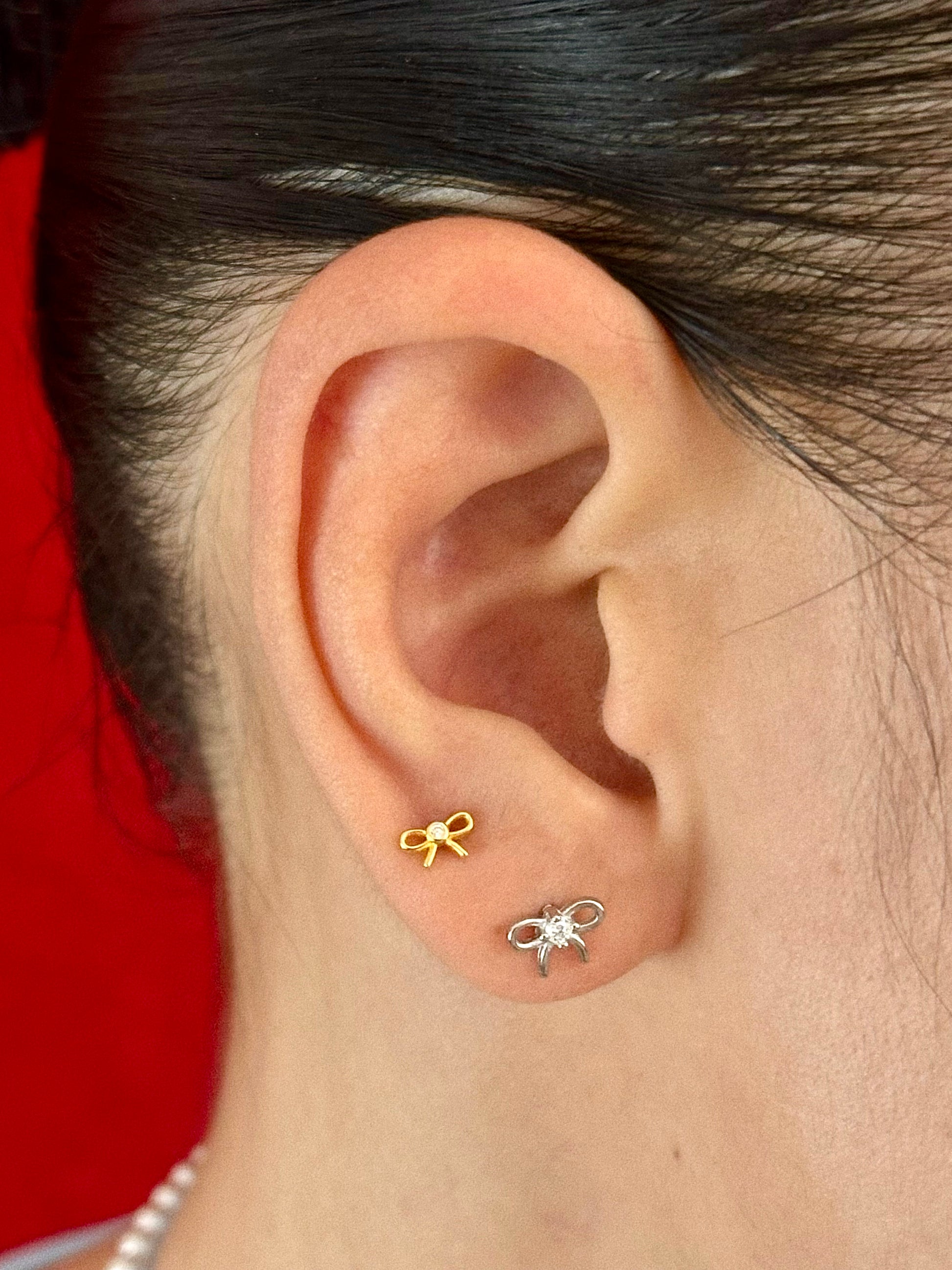Gold-plated 925 sterling silver Moissanite Bow Flatback Earring