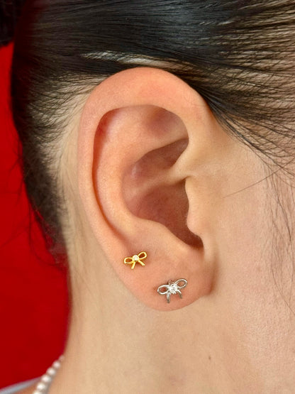 Gold-plated 925 sterling silver Moissanite Bow Flatback Earring