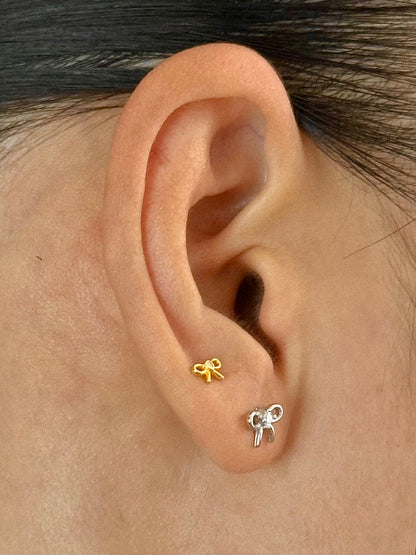 Gold-plated 925 sterling silver Moissanite Bow Flatback Earring