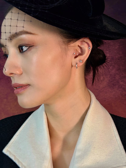 Gold-plated 925 sterling silver Icy Bloom Flatback Earring