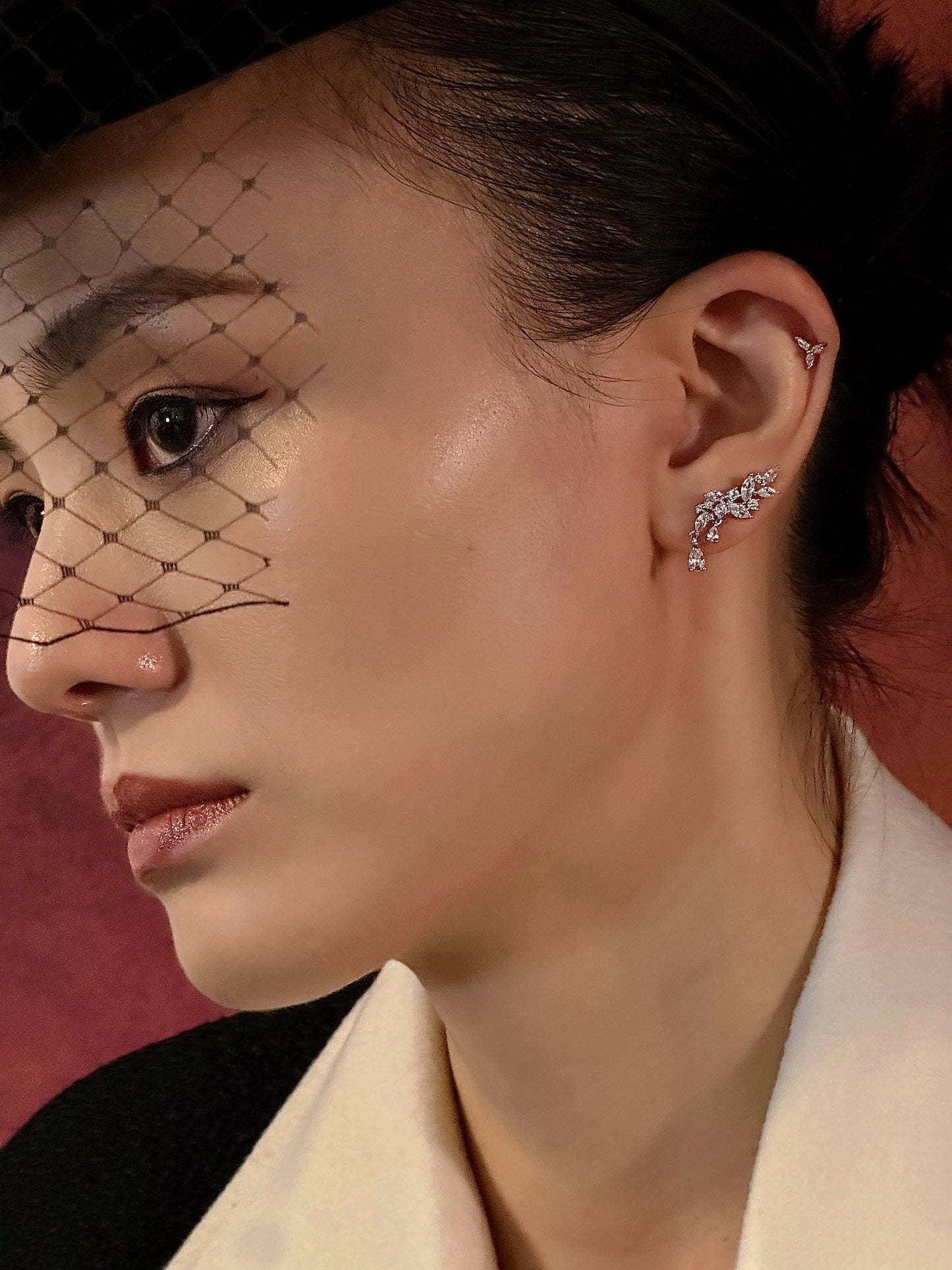 Gold-plated 925 sterling silver Luxe Vine Ear Climbers