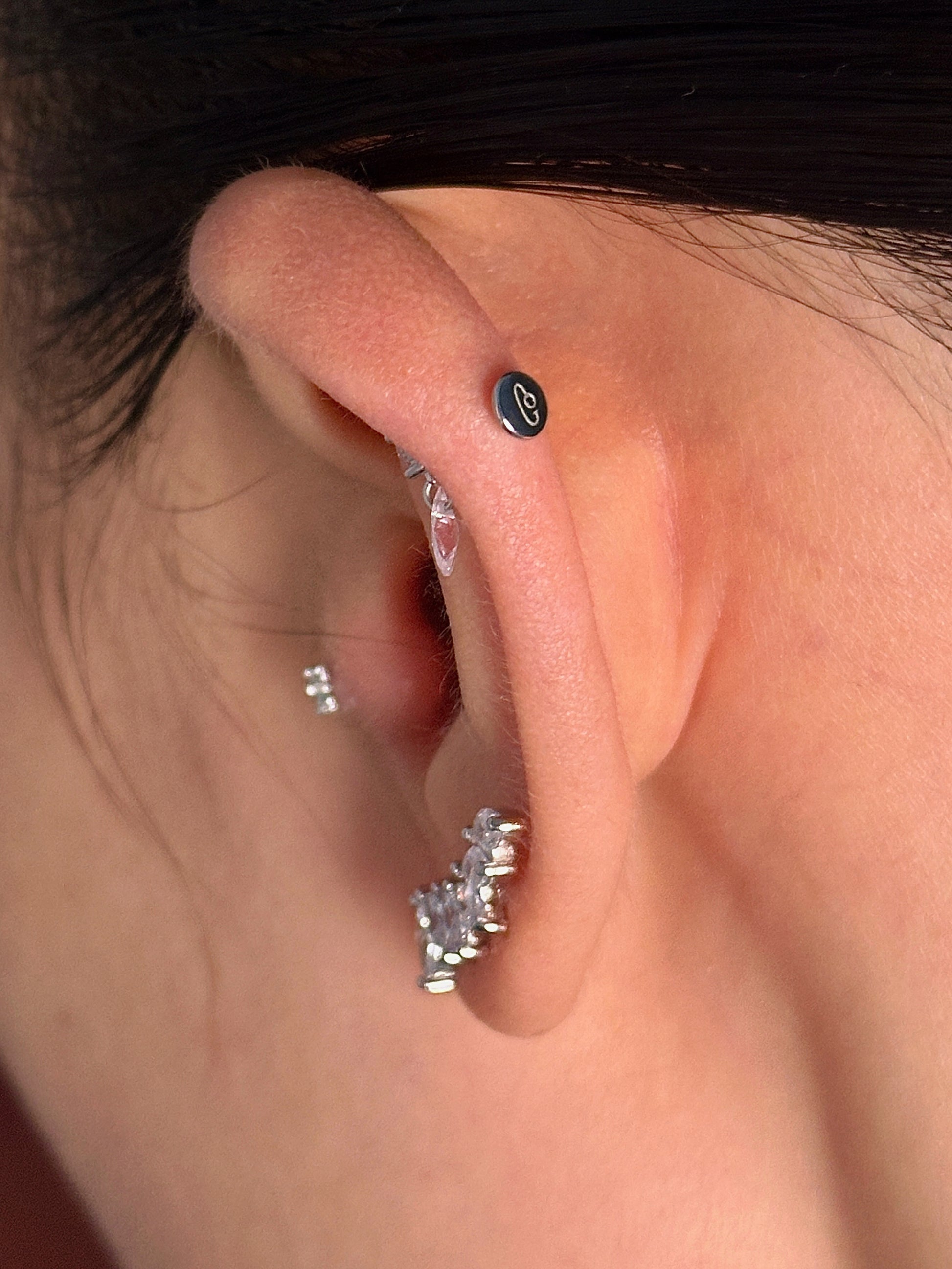Gold-plated 925 sterling silver Petal Curve Ear Climbers