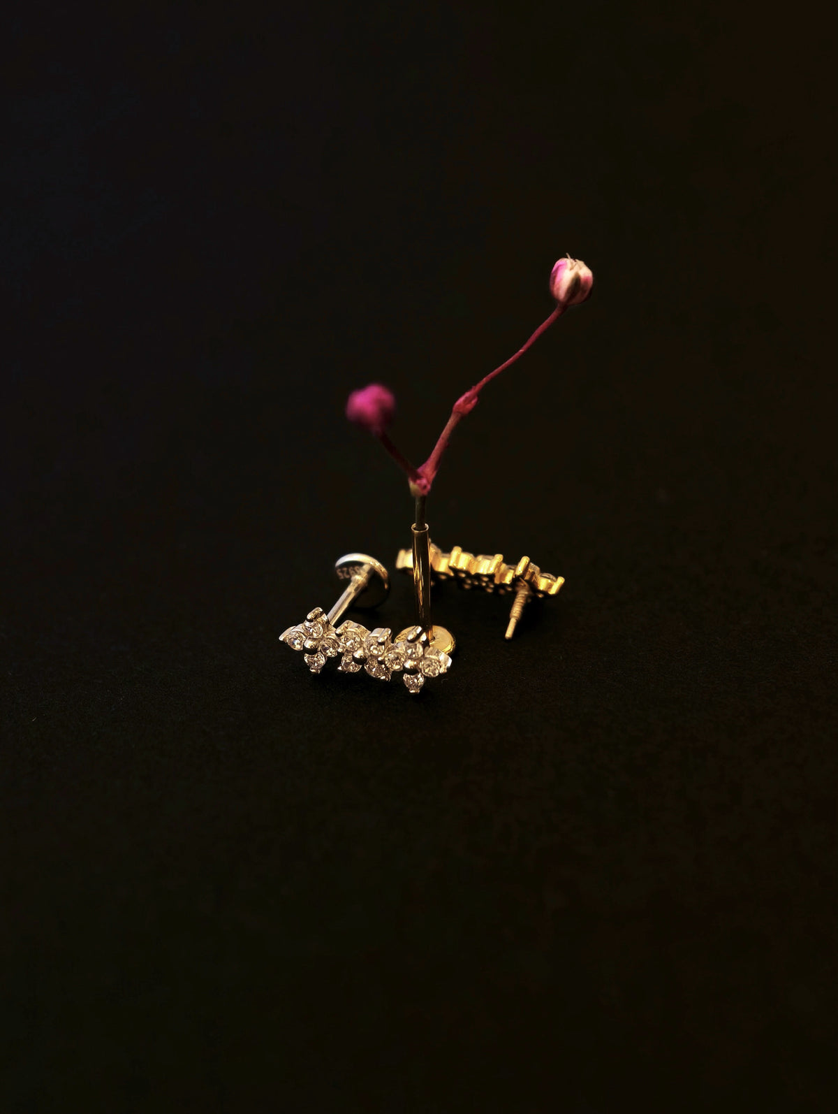 Gold-plated 925 sterling silver Floral Bar Flatback Earring