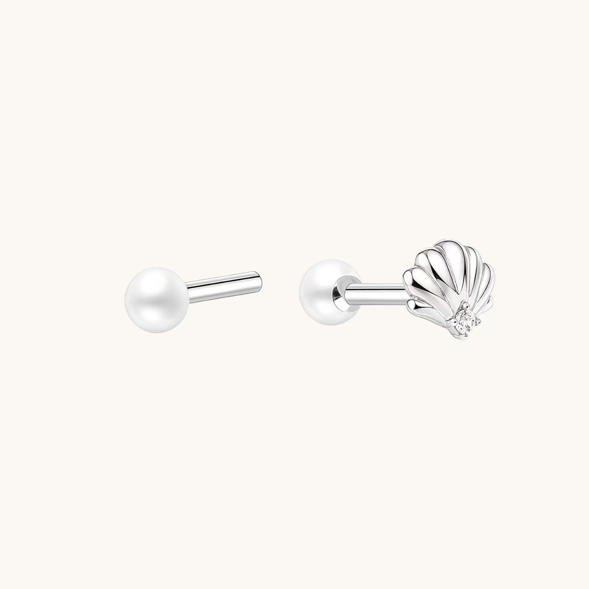 Gold-plated 925 sterling silver Birth of Venus Pearl Flatback Earring Silver