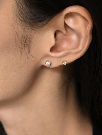 Open Arc Moissanite Flatback Earring