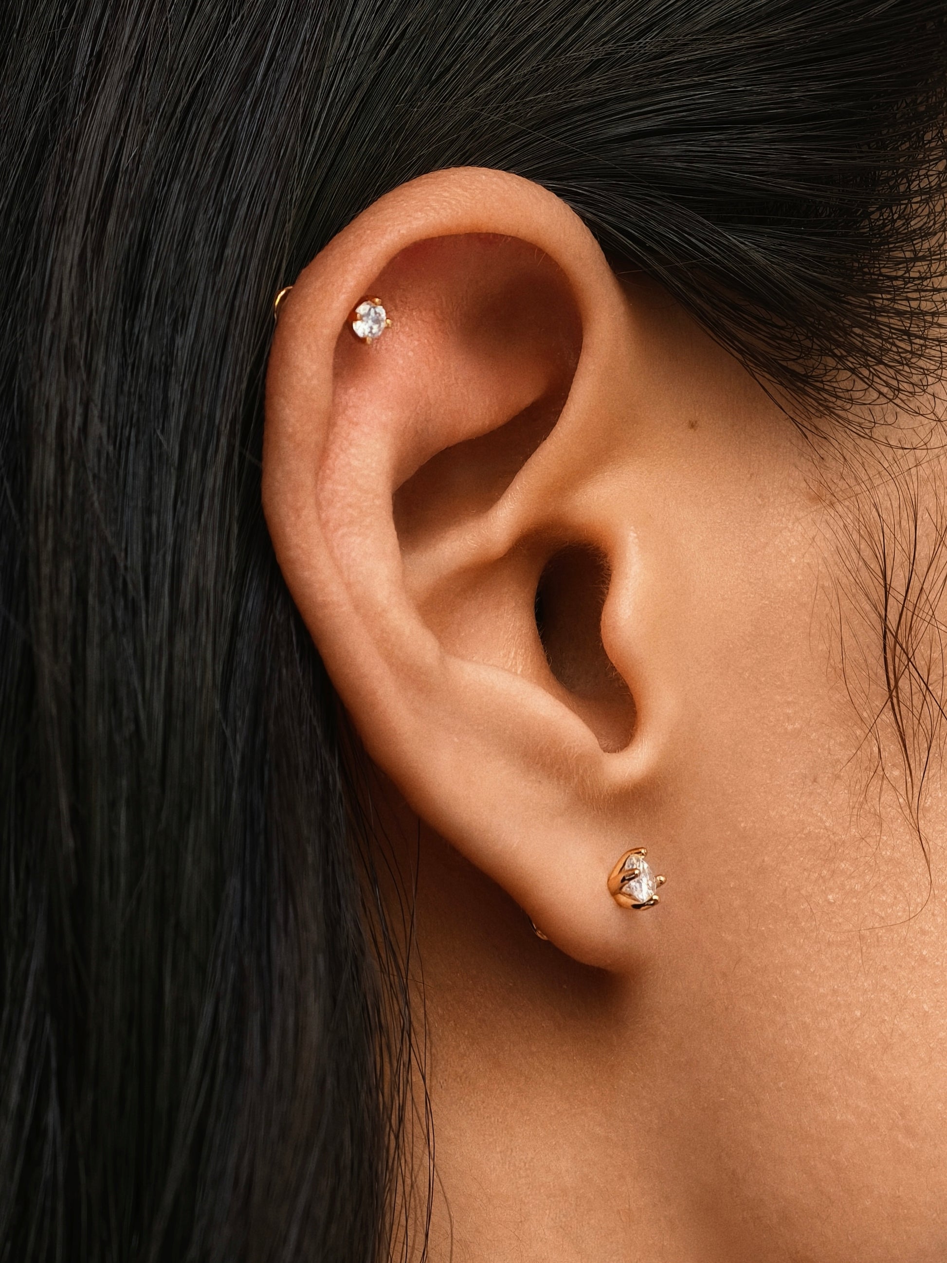 Gold-plated 925 sterling silver Classic 4-Prong Moissanite Flatback Earring