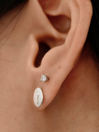 Gold-plated 925 sterling silver Classic 4-Prong Moissanite Flatback Earring