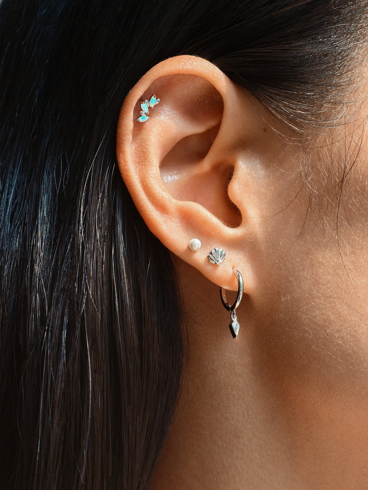 Gold-plated 925 sterling silver Opal Laurel Flatback Earring