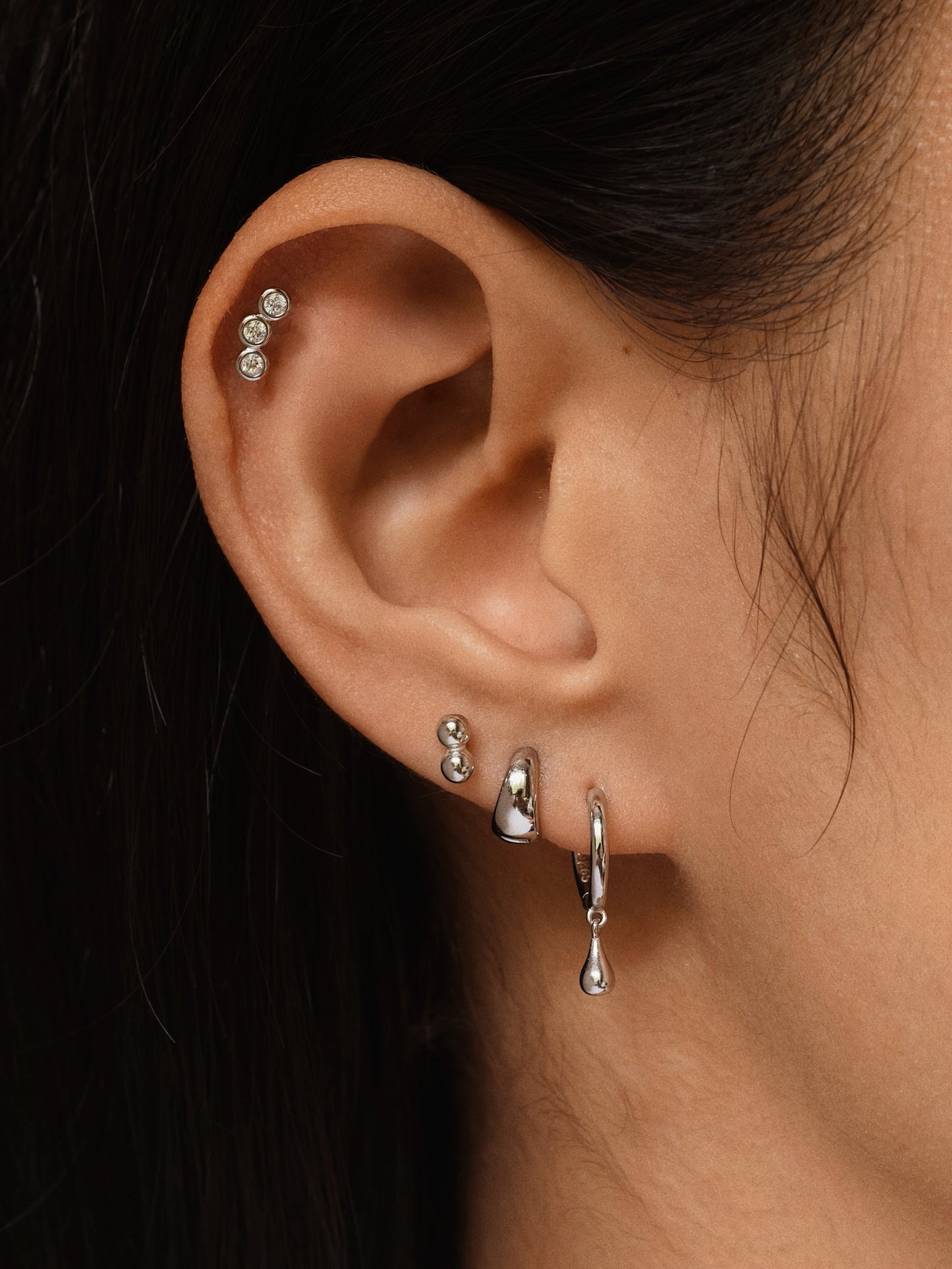Gold-plated 925 sterling silver Moisasanite Bezel Curve Flatback Earring