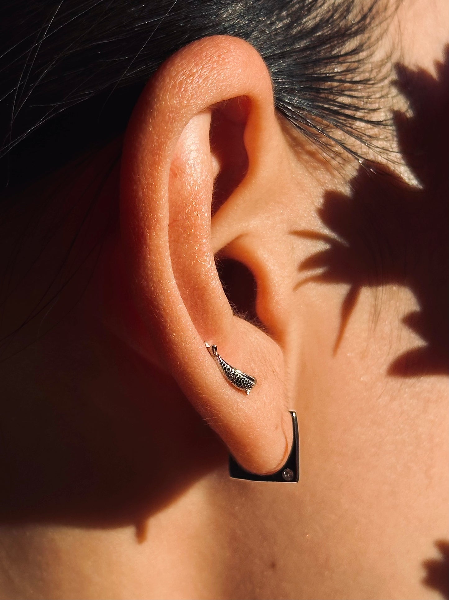Gold-plated 925 sterling silver Koi Spectrum Flatback Earring