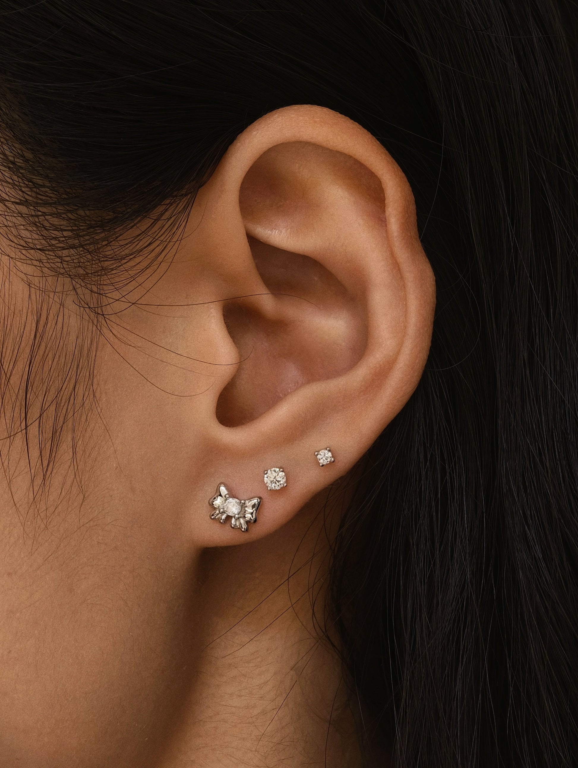 Gold-plated 925 sterling silver Signature CZ Bow Flatback Earring