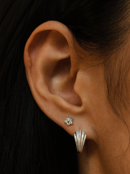 Gold-plated 925 sterling silver Moissanite Mume Bloom Flatback Earring