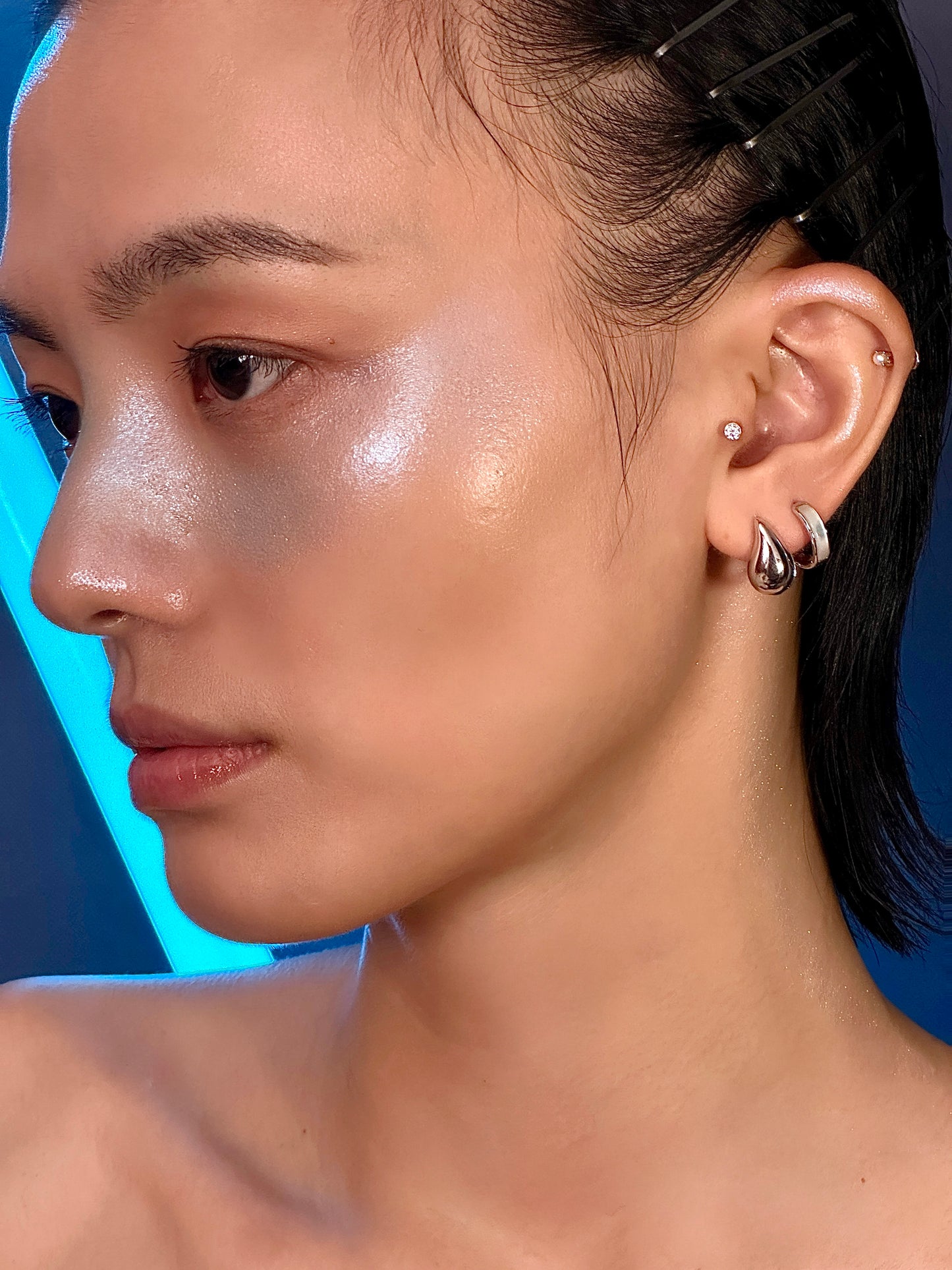 Gold-plated 925 sterling silver Teardrop Hoop Earrings