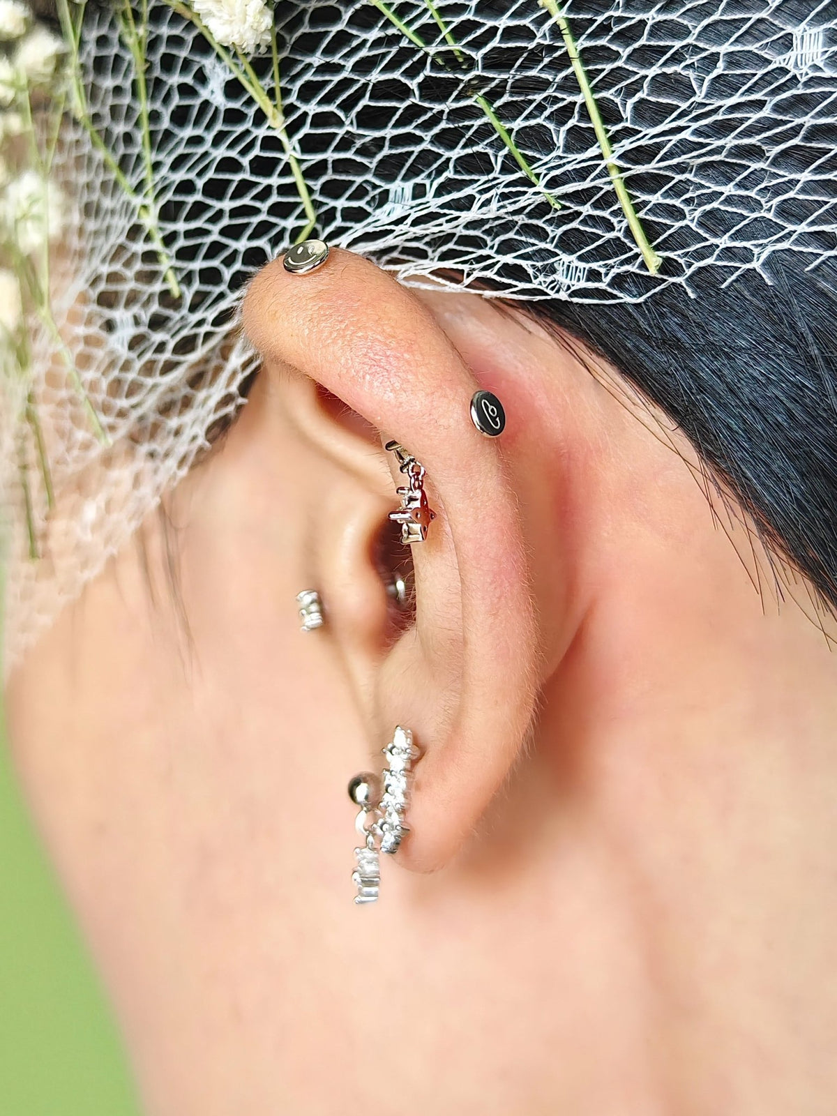 Gold-plated 925 sterling silver Floral Bar Flatback Earring