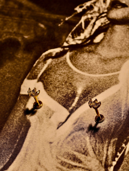 Gold-plated 925 sterling silver Marquise Trio Flatback Earring