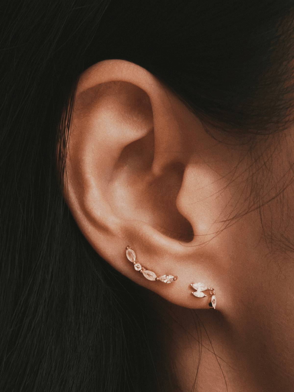 Gold-plated 925 sterling silver Natural Moonstone Curve Flatback Earring
