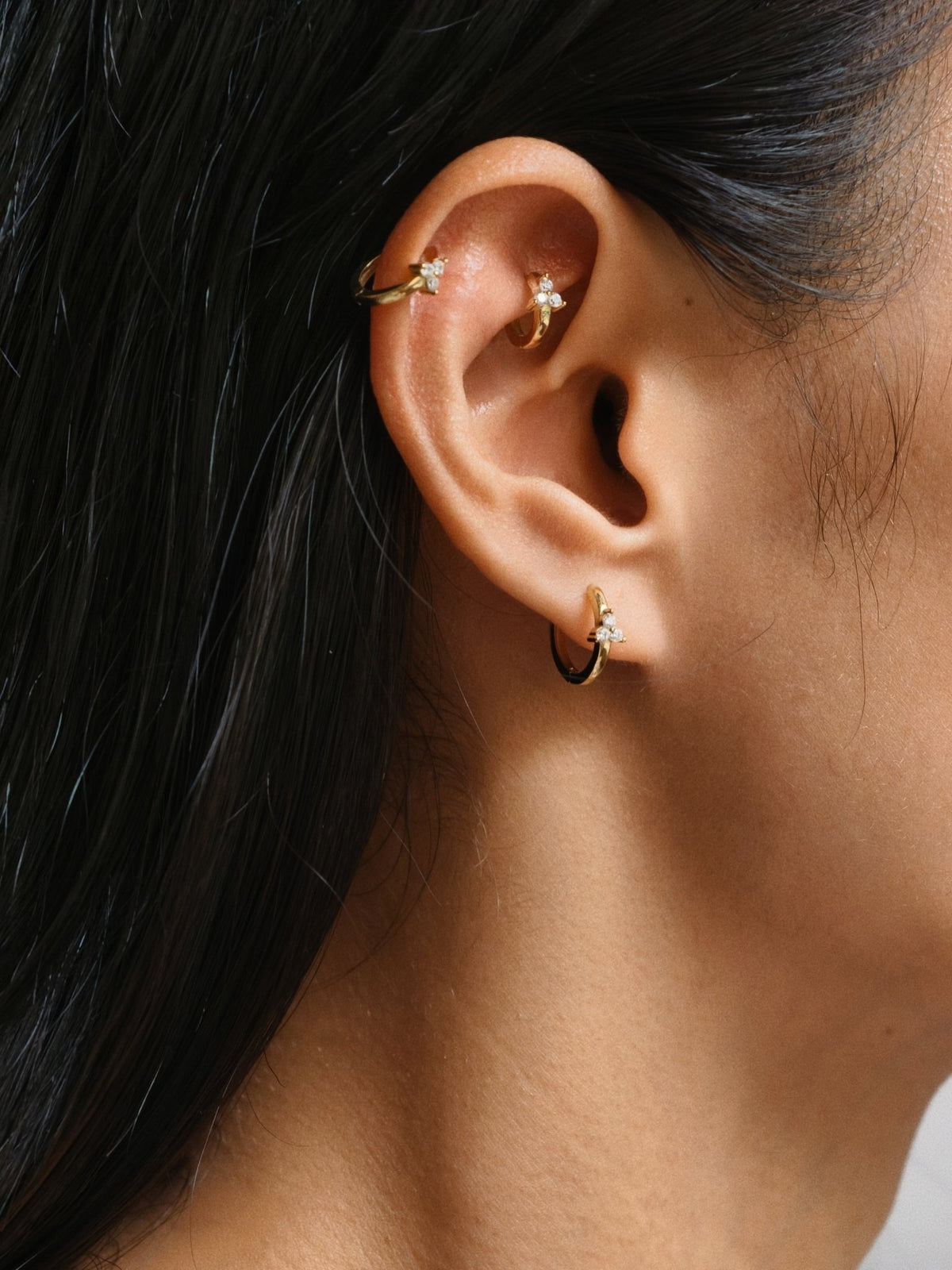 Gold-plated 925 sterling silver Trillium CZ Clicker